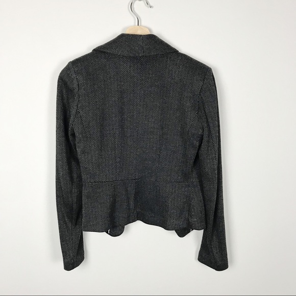 H & M Gray Chevron Blazer with One Button Closure - Picture 4 of 4